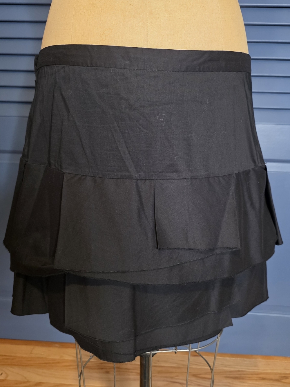 Women's Black Layered Ruffle Mini Skirt - Picture 4 of 9